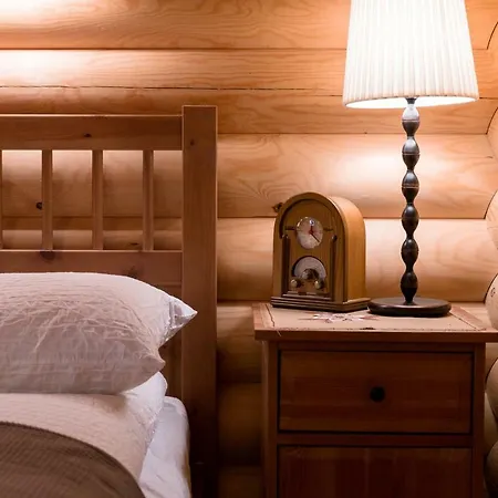 Wooden Honka Bloke Villa *