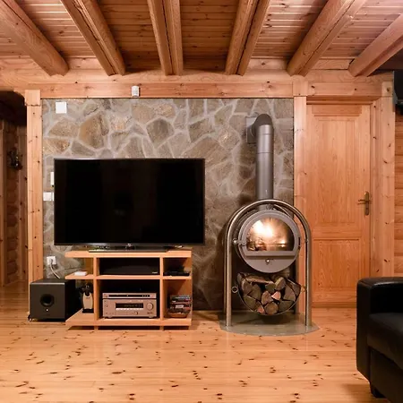Wooden Honka Bloke Villa