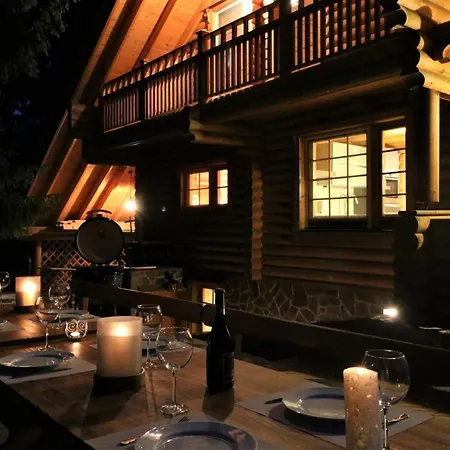 Villa Wooden Honka Bloke *